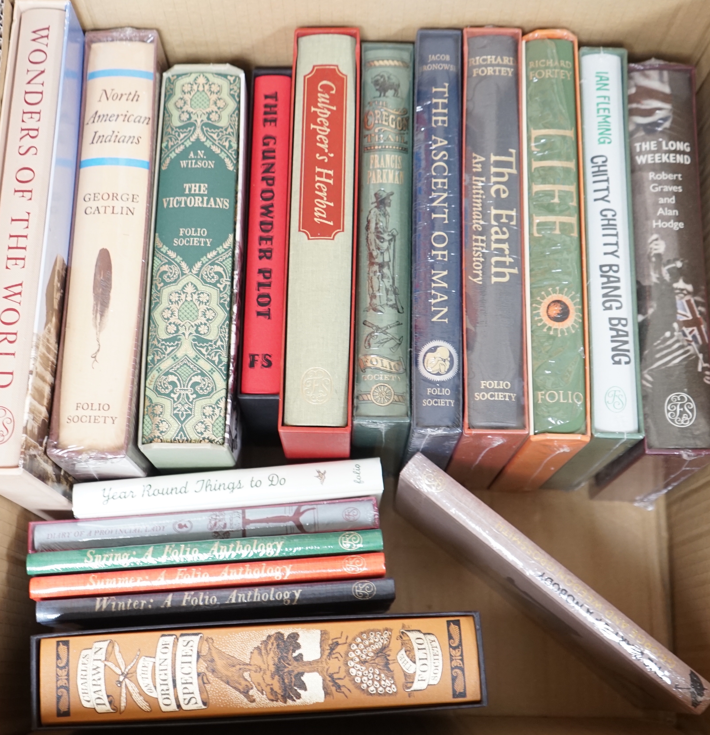 Thirty Folio Society books, mainly history and travel related, including Richard Fortey, Life; On The Origin of Species; North American Indians; The Victorians; Bryson, The Lost Continent; Ten Days That Shock the World,